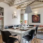 Carmini Canal View & Lift By Lionhost
