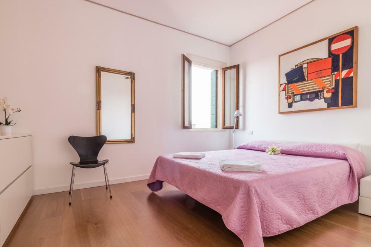 Carmini Canal View & Lift By Lionhost Apartamento